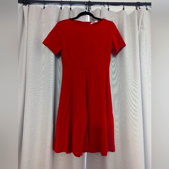 Uniqlo Red Dress Bought in Japan - Picture 1 of 2
